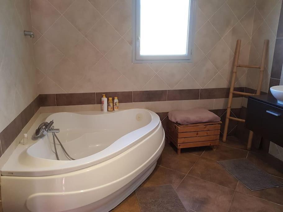 Maison Spacieuse Face Aux Pyrenees Carla-Bayle Zewnętrze zdjęcie